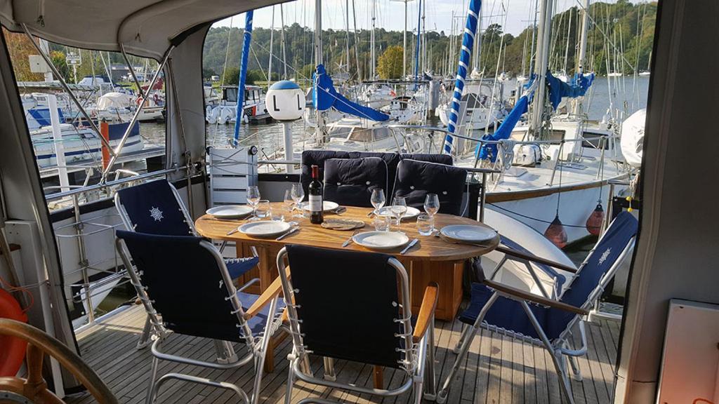 ホテル Vedette Hollandaise De 13 M Pour Sejour Insolite Nivillac エクステリア 写真